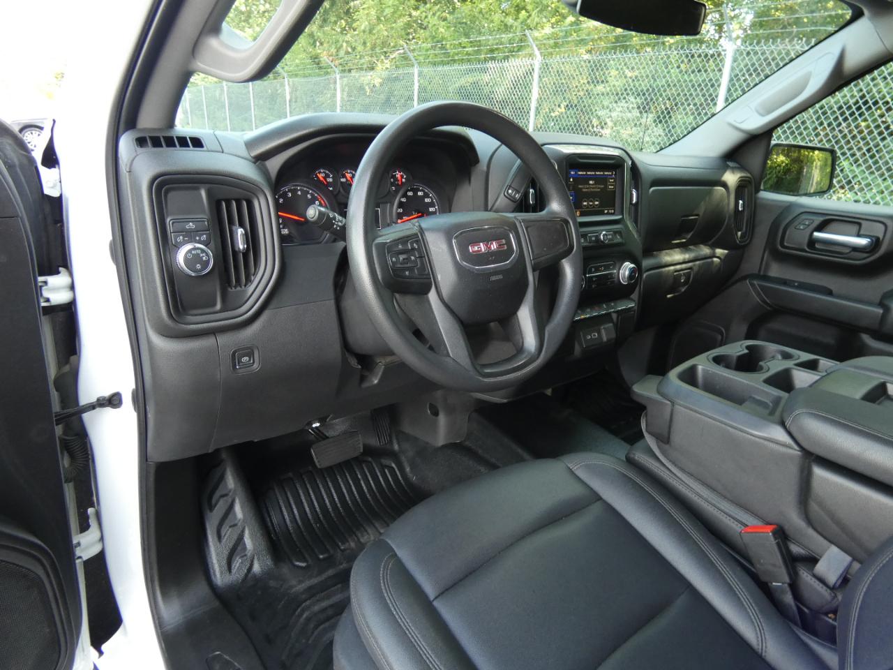 GMC Sierra 1500 2WD Crew Cab 147" Pro 2022