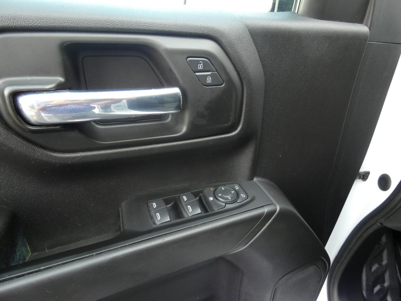 GMC Sierra 1500 2WD Crew Cab 147" Pro 2022
