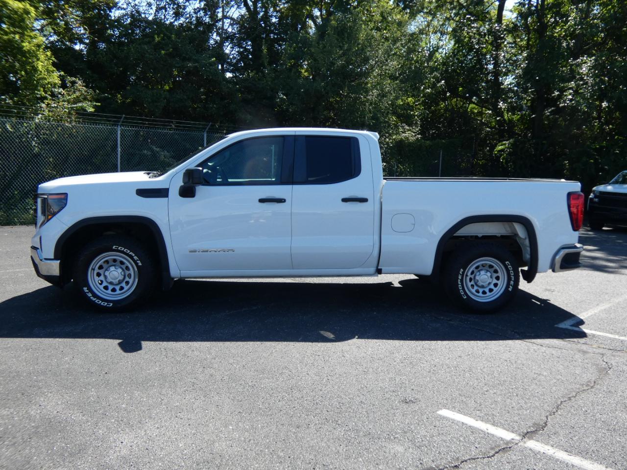 GMC Sierra 1500 2WD Double Cab 147" Pro 2022