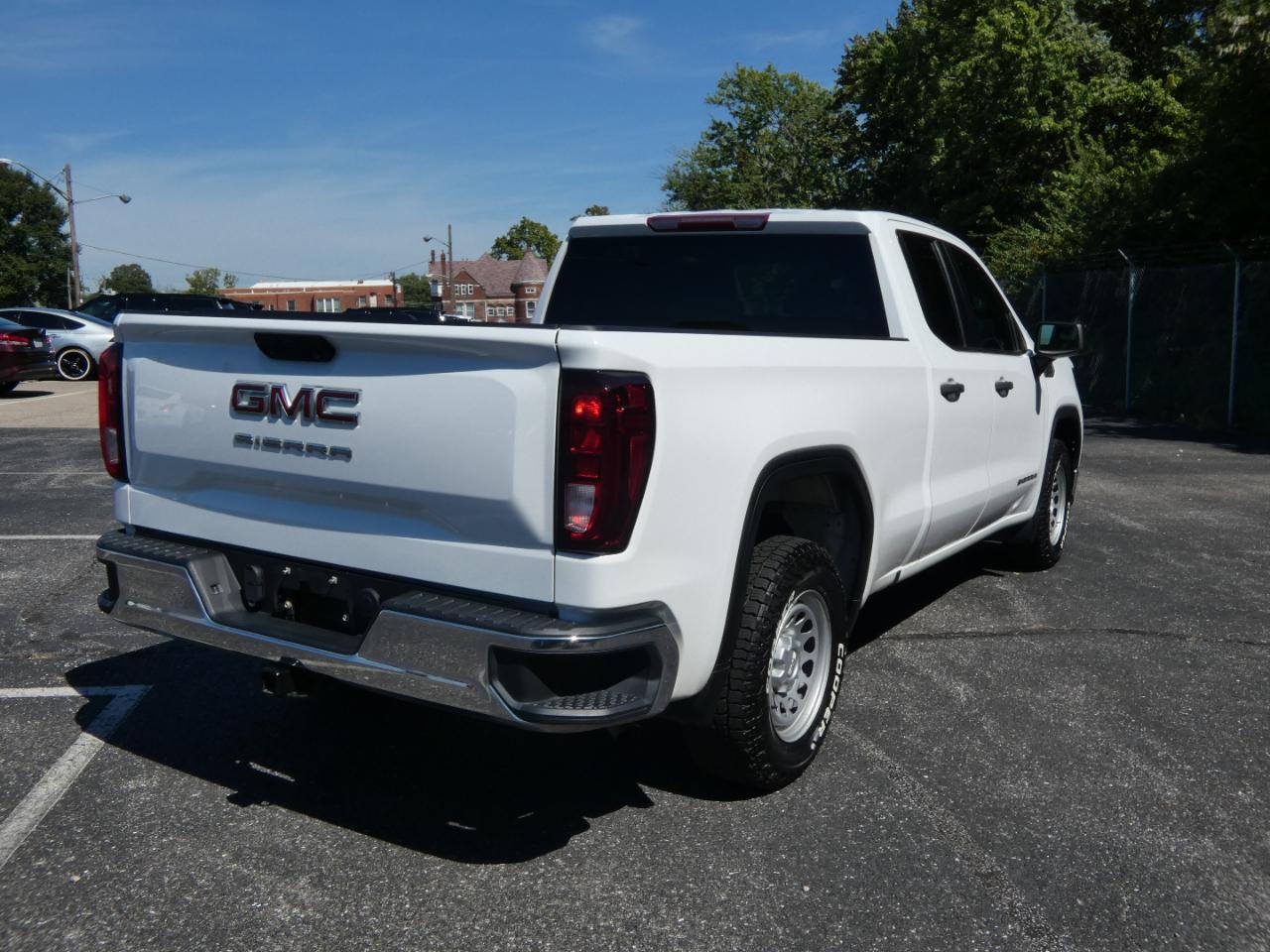 GMC Sierra 1500 2WD Double Cab 147" Pro 2022