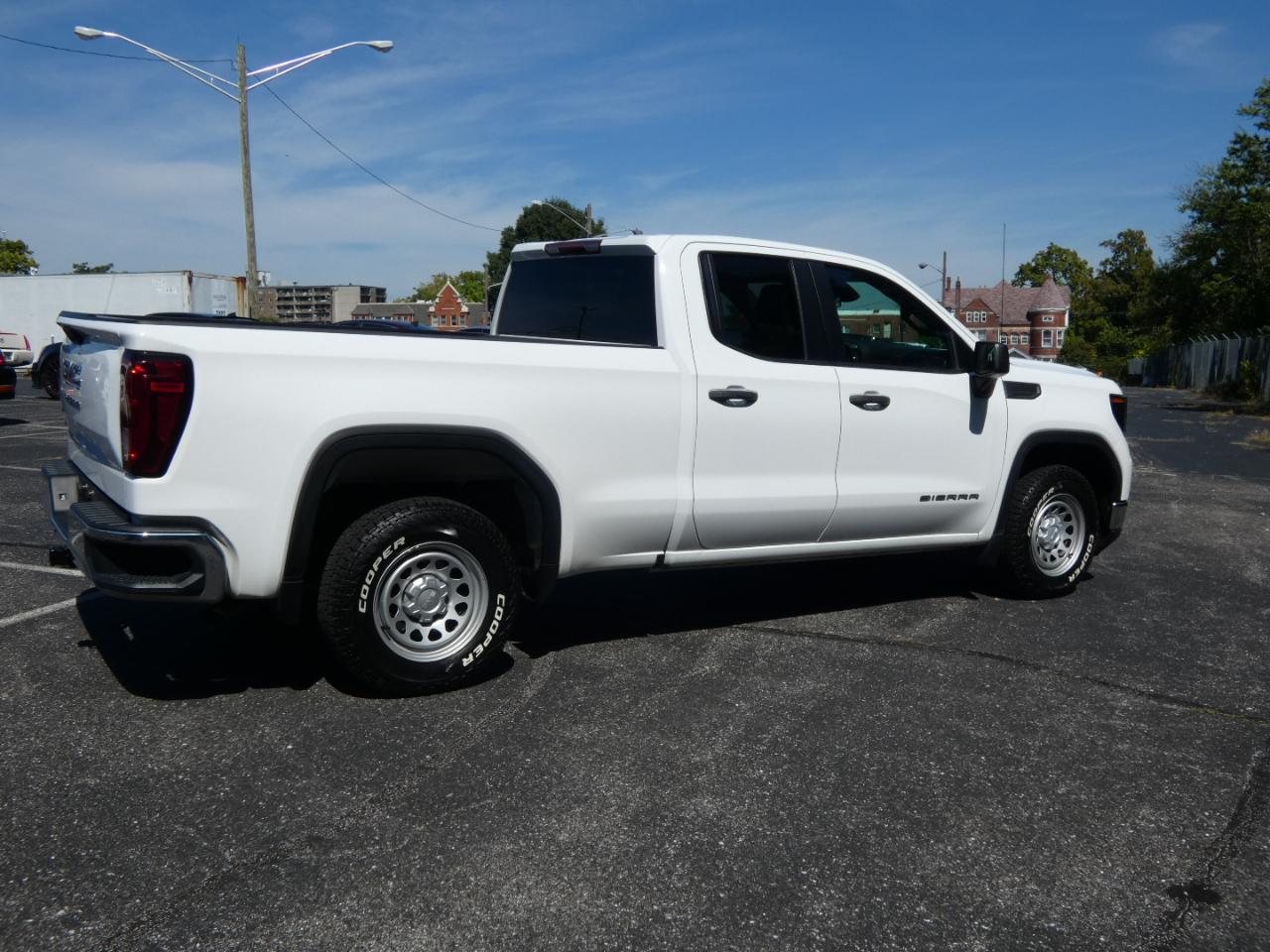 GMC Sierra 1500 2WD Double Cab 147" Pro 2022