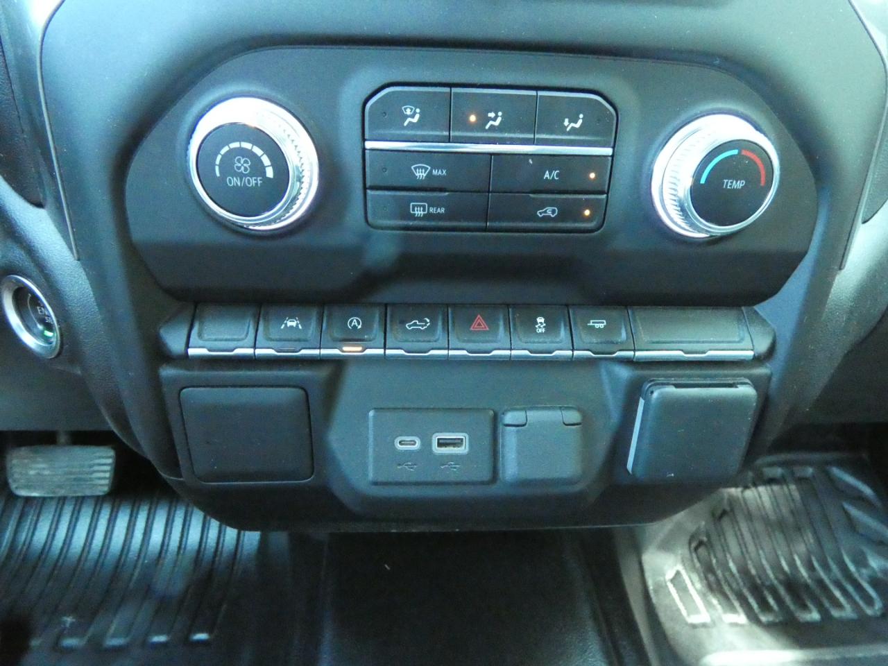 GMC Sierra 1500 2WD Double Cab 147" Pro 2022