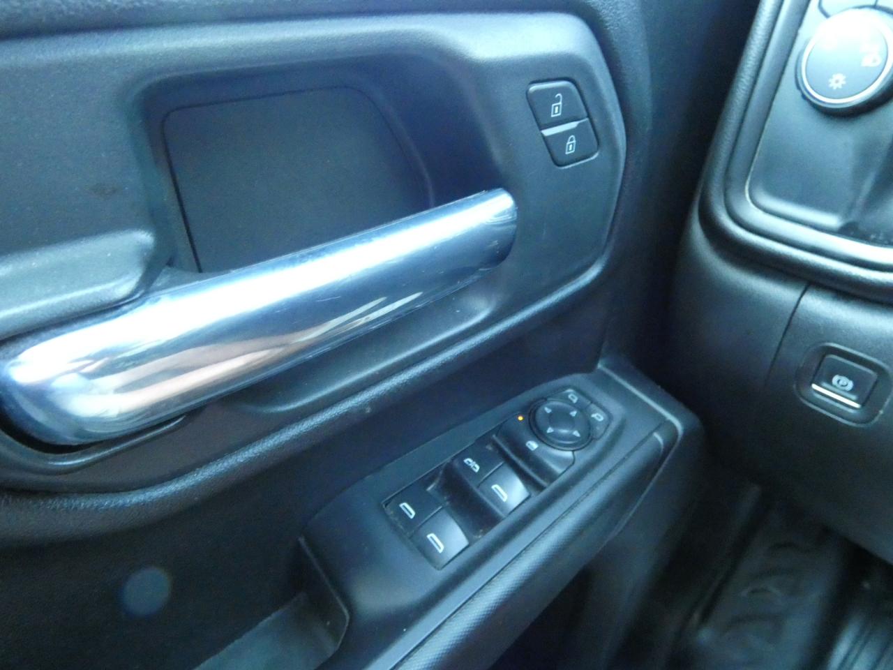 Chevrolet Silverado 1500 2WD Crew Cab 157" Work Truck 2022