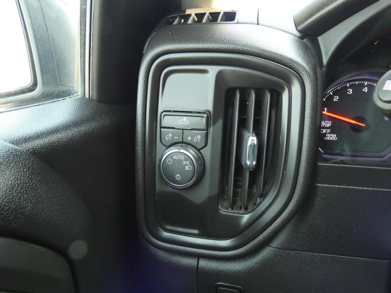 Chevrolet Silverado 1500 2WD Crew Cab 157" Work Truck 2023