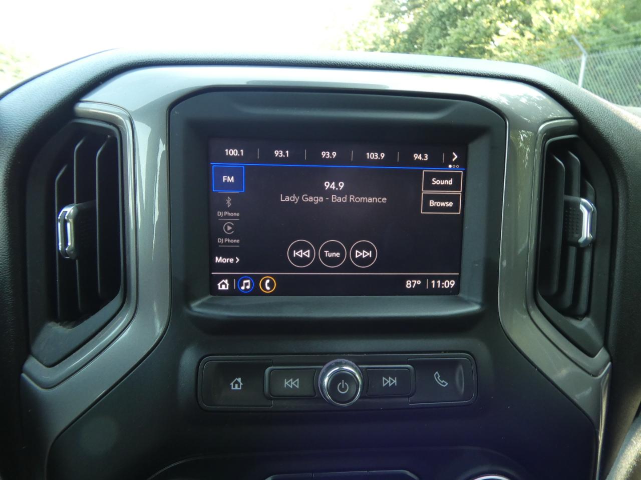 Chevrolet Silverado 1500 2WD Crew Cab 157" Work Truck 2023