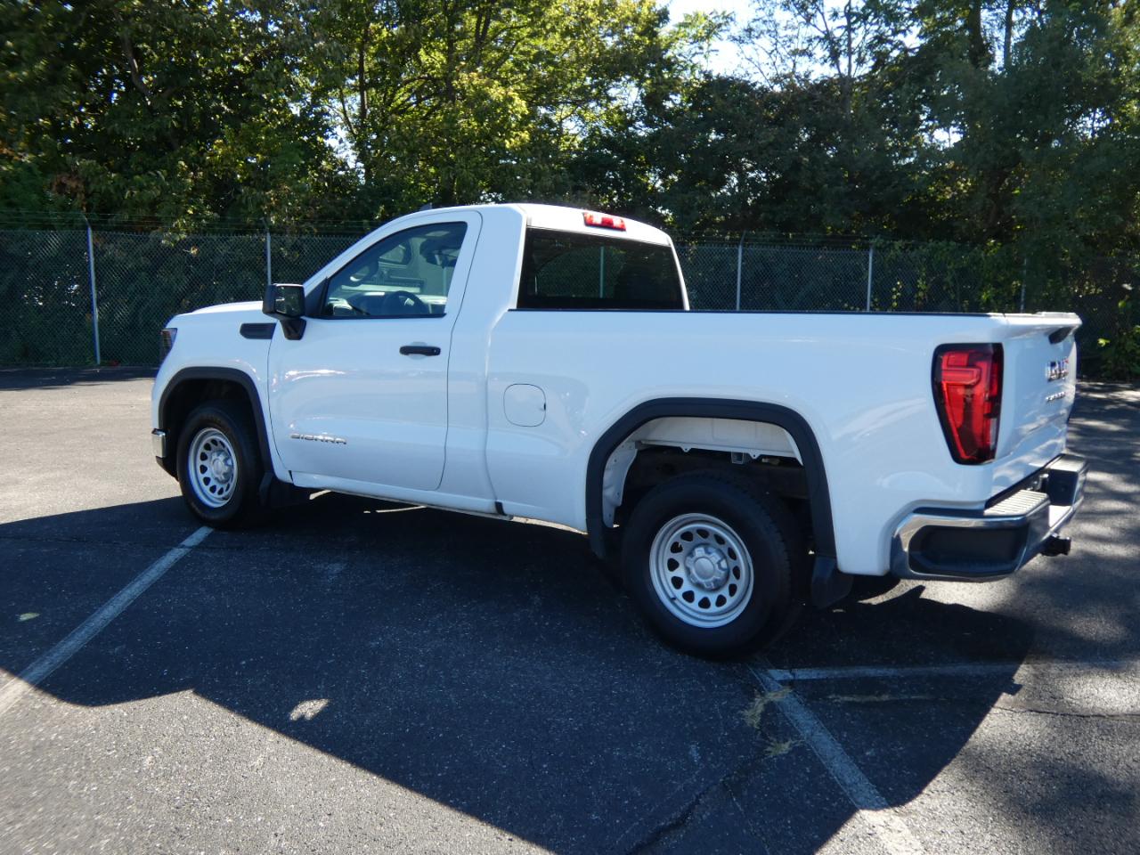 GMC Sierra 1500 2WD Reg Cab 126" Pro 2022