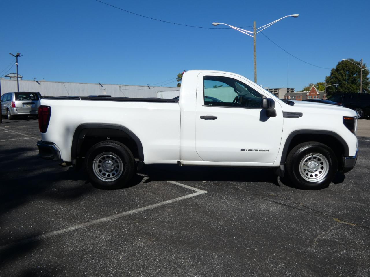 GMC Sierra 1500 2WD Reg Cab 126" Pro 2022