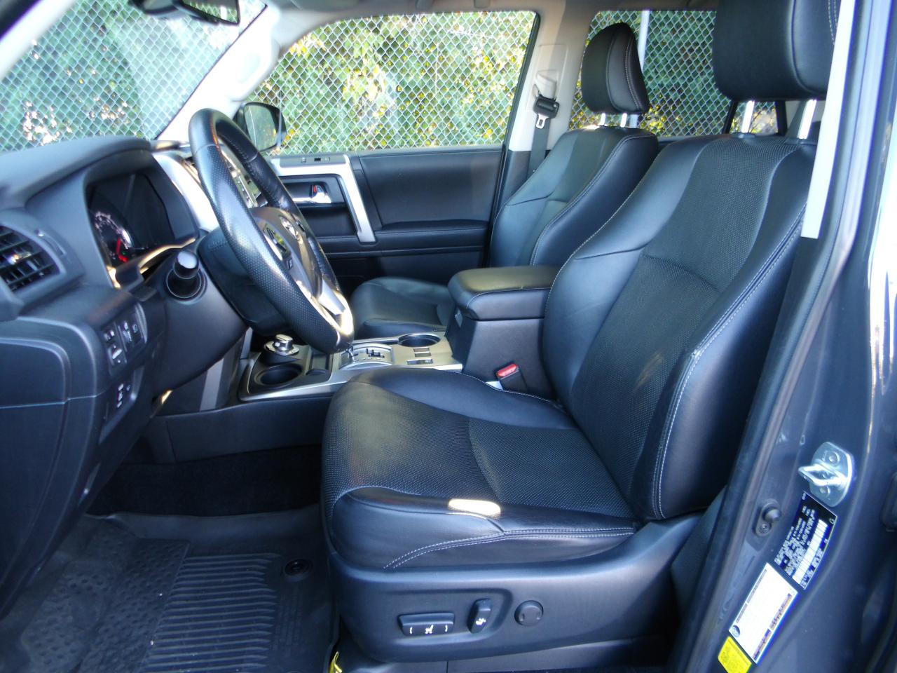 Toyota 4Runner Limited 4WD (Natl) 2024