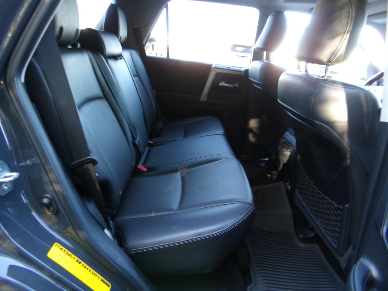 Toyota 4Runner Limited 4WD (Natl) 2024