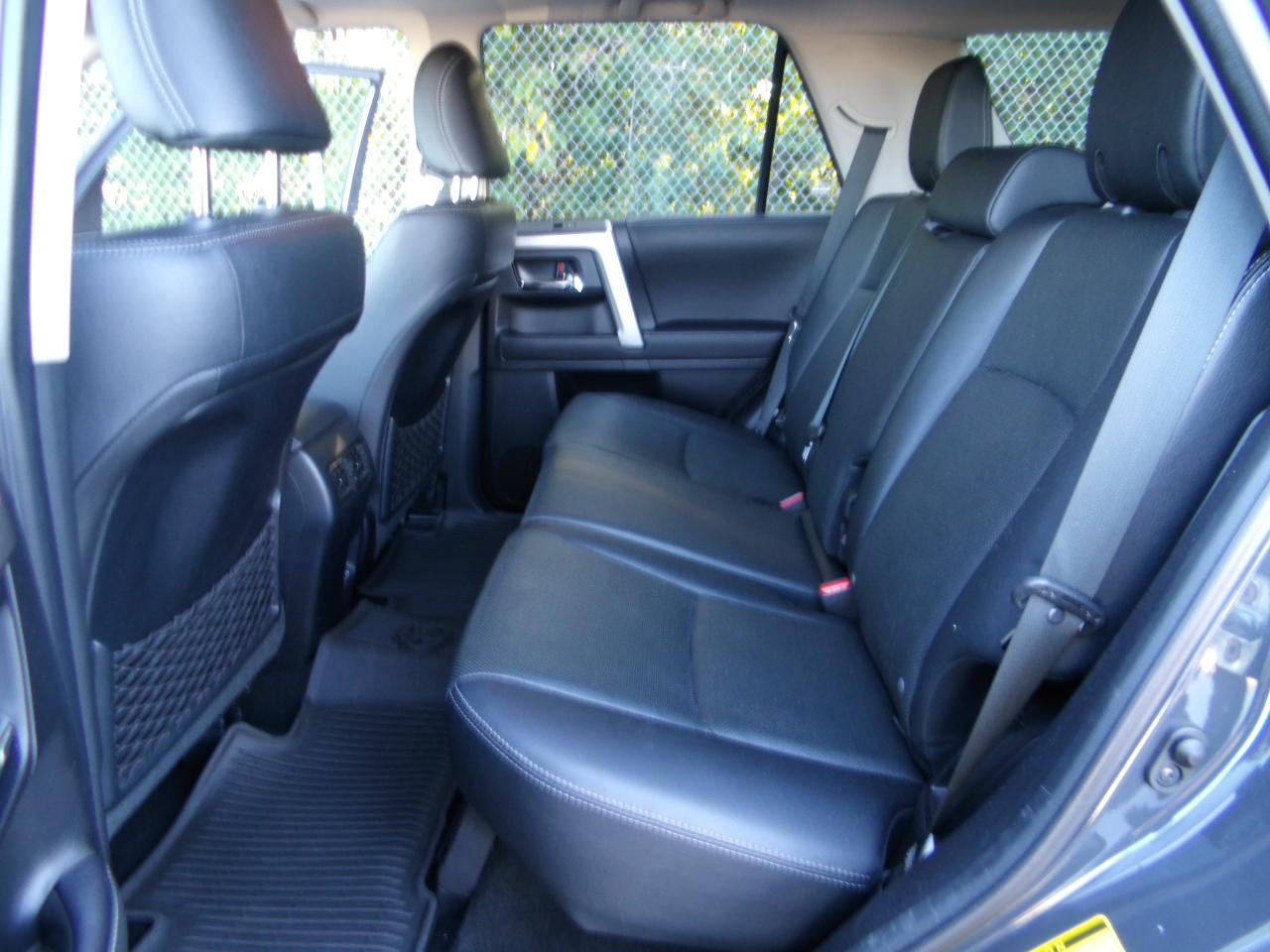 Toyota 4Runner Limited 4WD (Natl) 2024