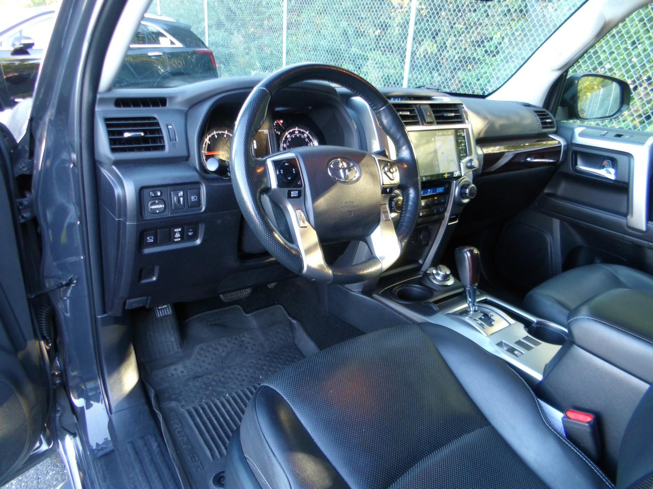 Toyota 4Runner Limited 4WD (Natl) 2024