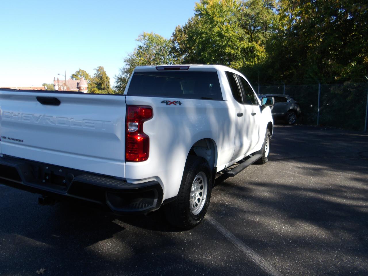 Chevrolet Silverado 1500 4WD Double Cab 147" Work Truck 2022