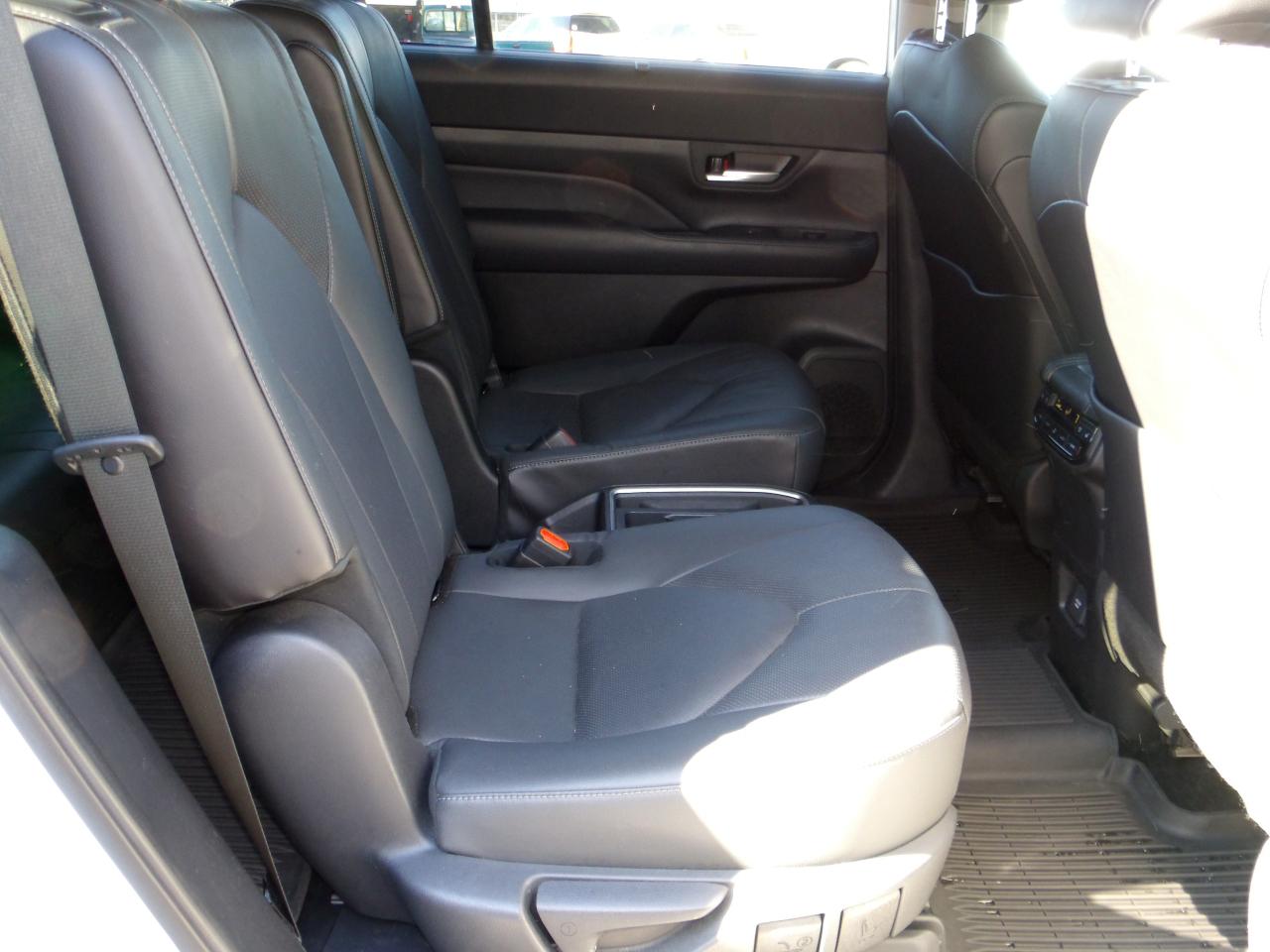 Toyota Grand Highlander Platinum AWD (Natl) 2024