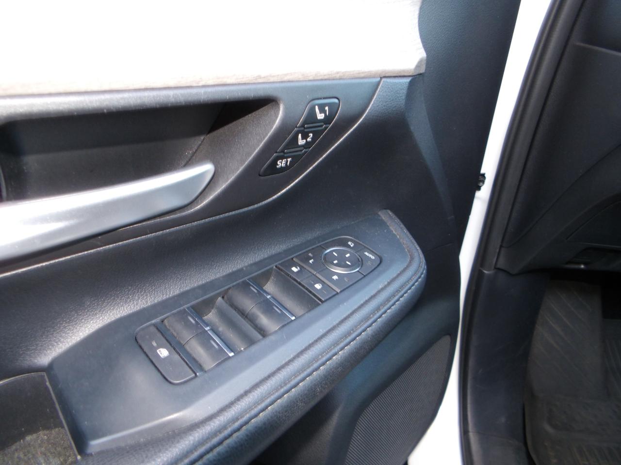 Toyota Grand Highlander Platinum AWD (Natl) 2024