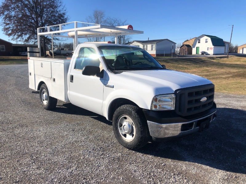 2005 Ford F-250 SD XL 2WD