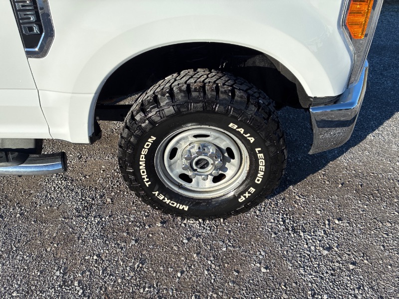 Ford F-250 SD XL SuperCab 4WD 2018