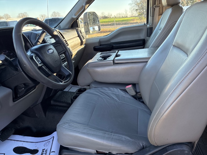 Ford F-250 SD XL SuperCab 4WD 2018