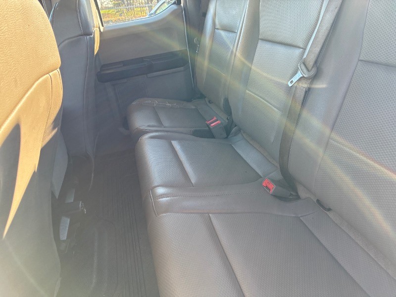 Ford F-250 SD XL SuperCab 4WD 2018