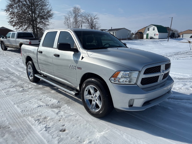 2016 RAM 1500 Tradesman Crew Cab SWB 4WD