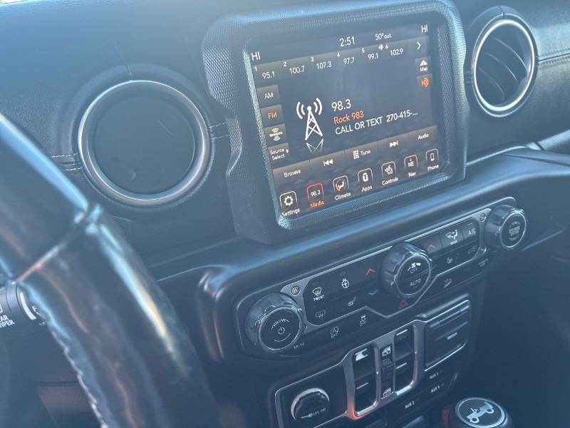 Jeep Wrangler Unlimited Sahara 2018