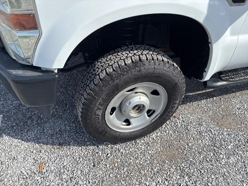 Ford F-250 SD XL SuperCab Long Bed 4WD 2008