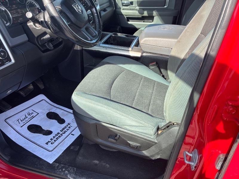 RAM 1500 SLT Quad Cab 4WD 2014