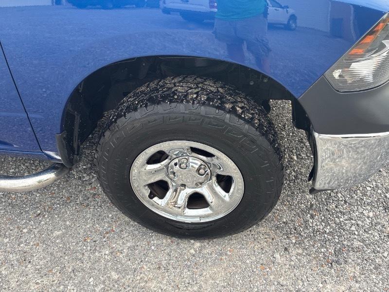 RAM 1500 Tradesman Crew Cab SWB 4WD 2015