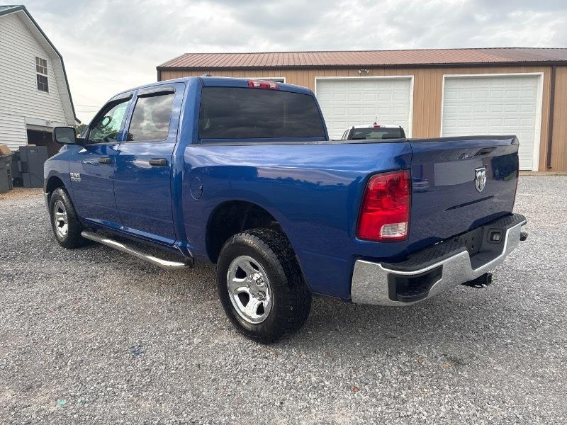 RAM 1500 Tradesman Crew Cab SWB 4WD 2015