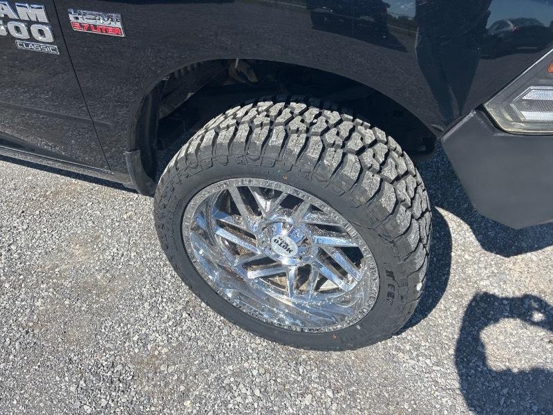 RAM 1500 Classic Tradesman Crew Cab SWB 4WD 2019