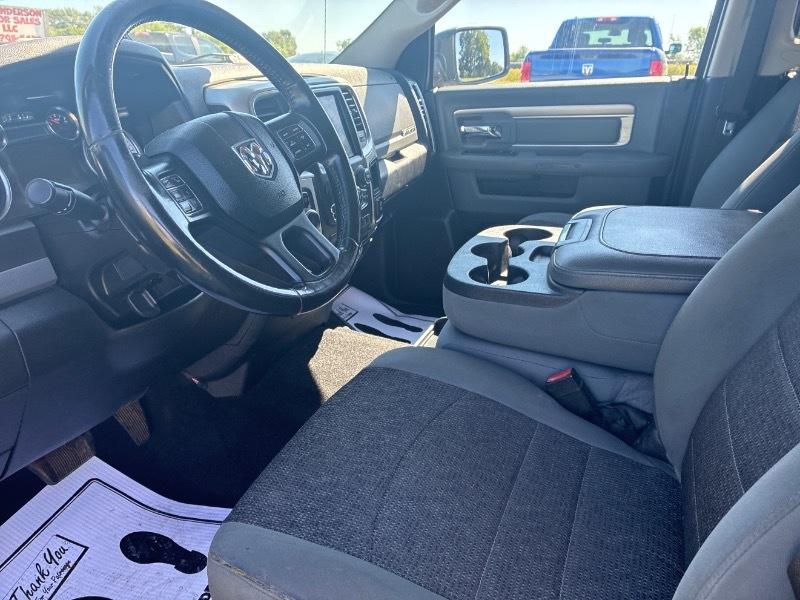 RAM 1500 Classic Tradesman Crew Cab SWB 4WD 2019