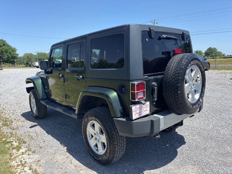 Jeep Wrangler Unlimited Sahara 4WD 2011