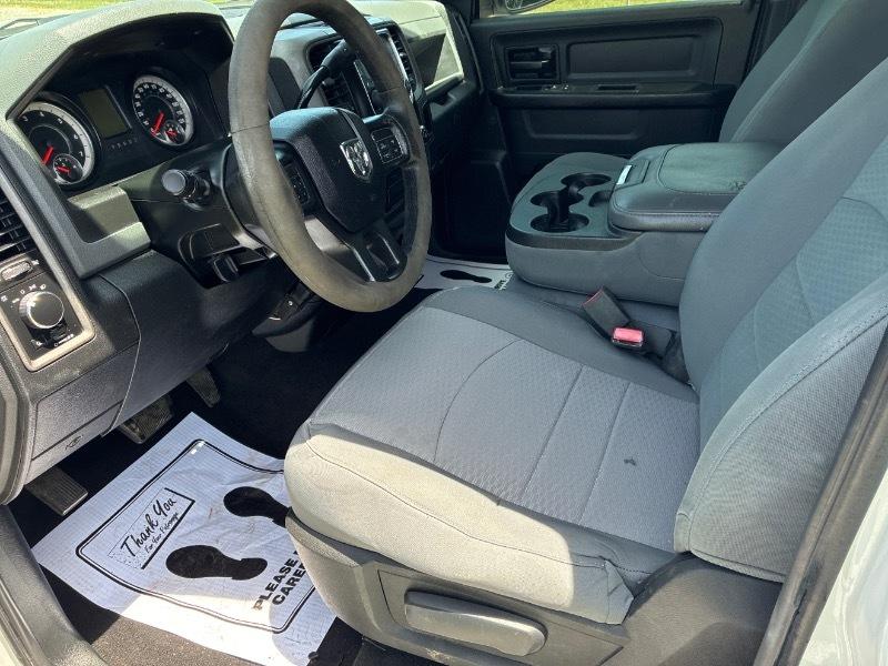 RAM 1500 Tradesman Quad Cab 4WD 2017