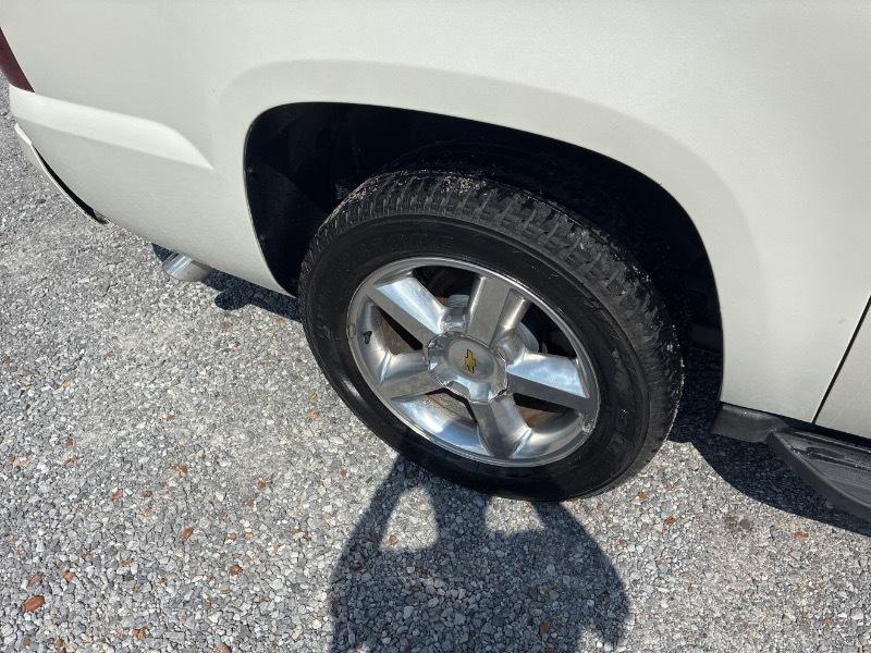 Chevrolet Avalanche LTZ 4WD 2012