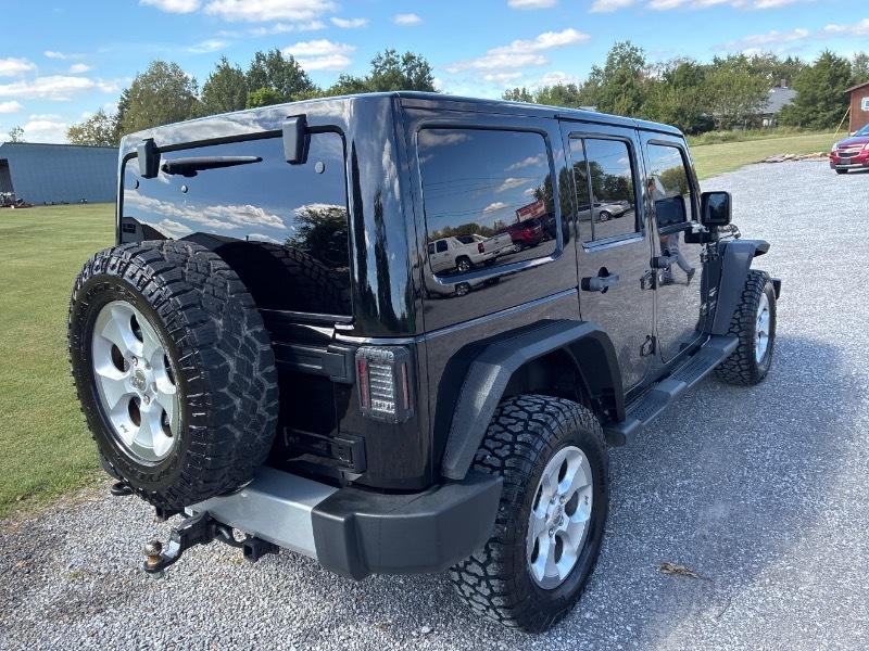 Jeep Wrangler Unlimited Sahara 4WD 2013