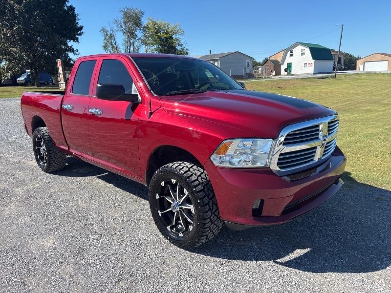 RAM 1500 Tradesman Quad Cab 4WD 2015