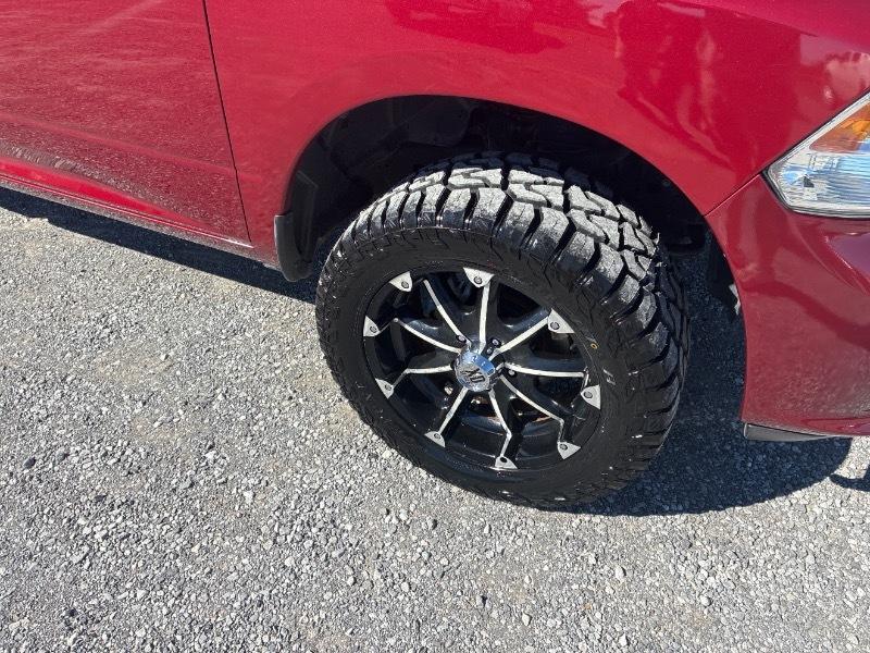 RAM 1500 Tradesman Quad Cab 4WD 2015