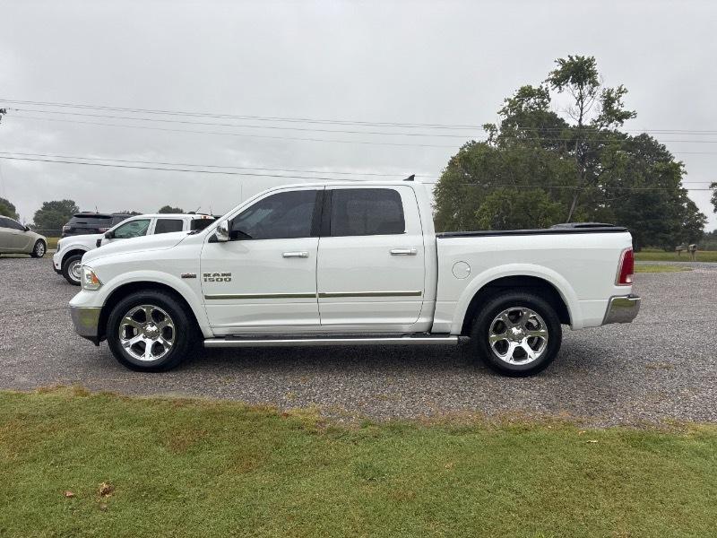 RAM 1500 Laramie Crew Cab SWB 4WD 2013