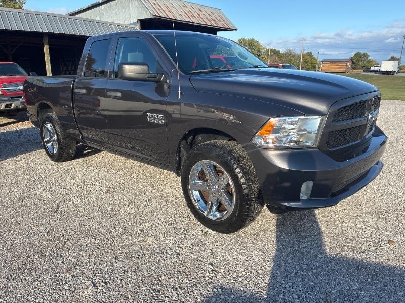 RAM 1500 Tradesman Quad Cab 4WD 2018