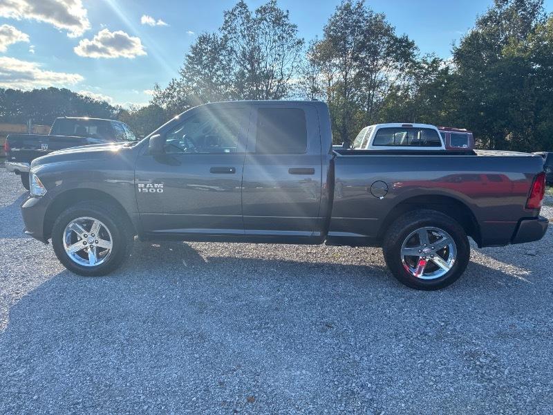 RAM 1500 Tradesman Quad Cab 4WD 2018