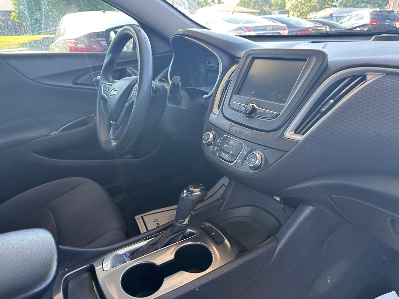 Chevrolet Malibu LS 2017
