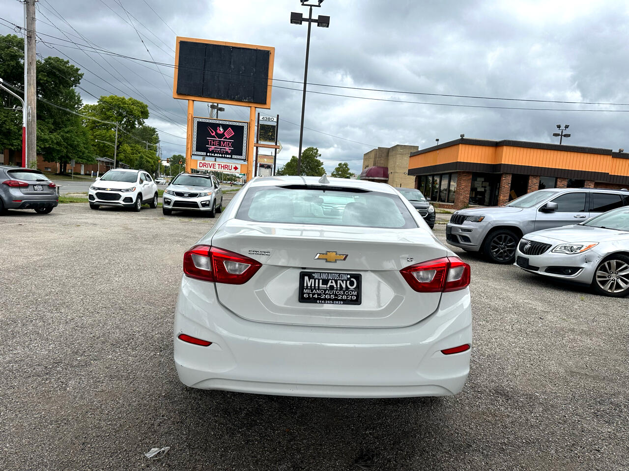 2016 Chevrolet Cruze LT photo 4