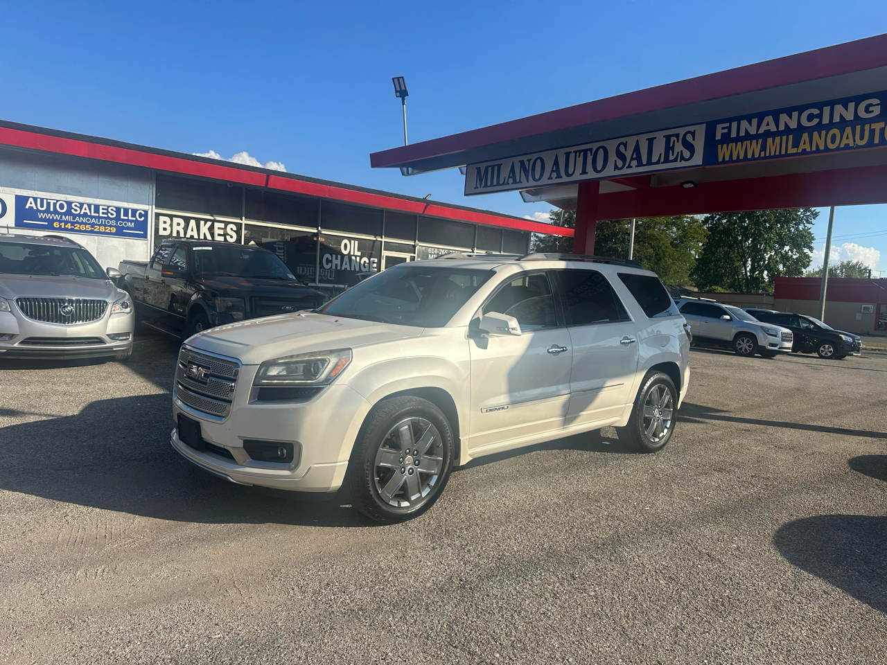 2014 Gmc Acadia Denali photo 2