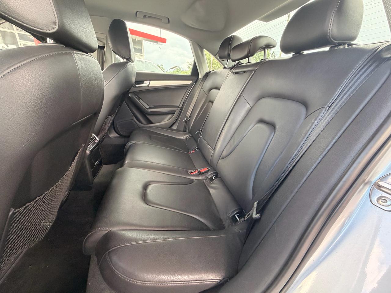 Audi A4 2.0T Sedan quattro Tiptronic 2013