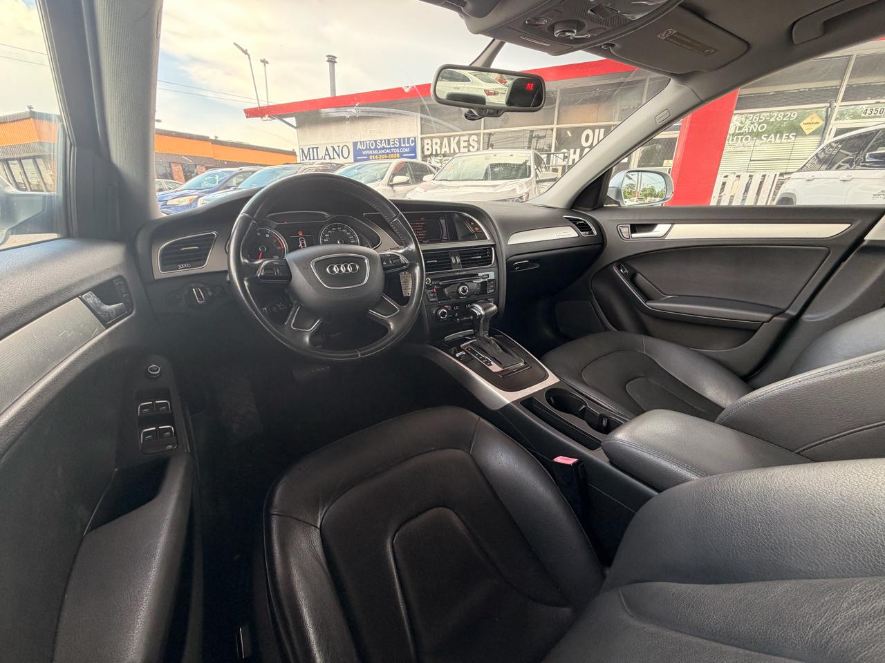 Audi A4 2.0T Sedan quattro Tiptronic 2013