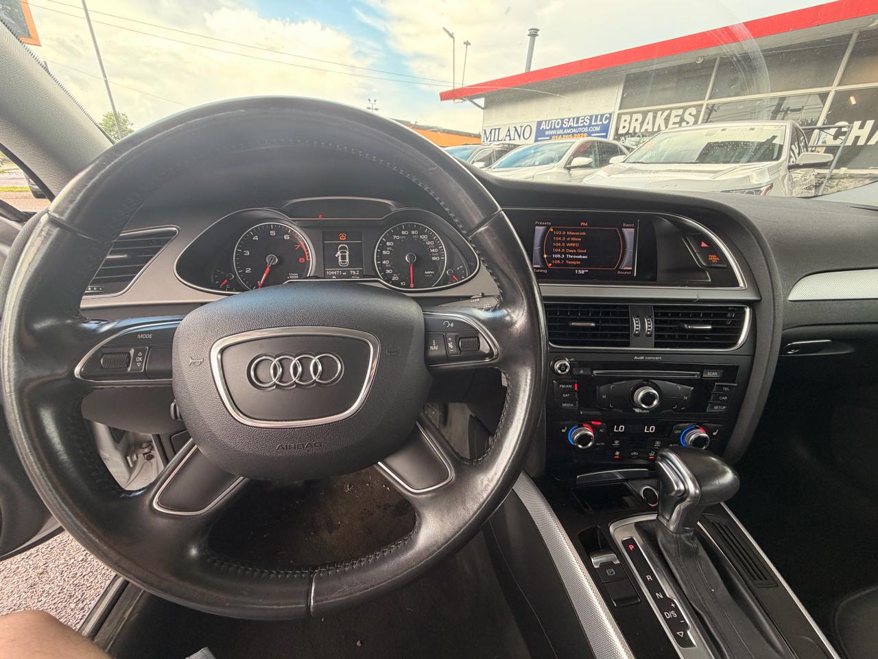 Audi A4 2.0T Sedan quattro Tiptronic 2013