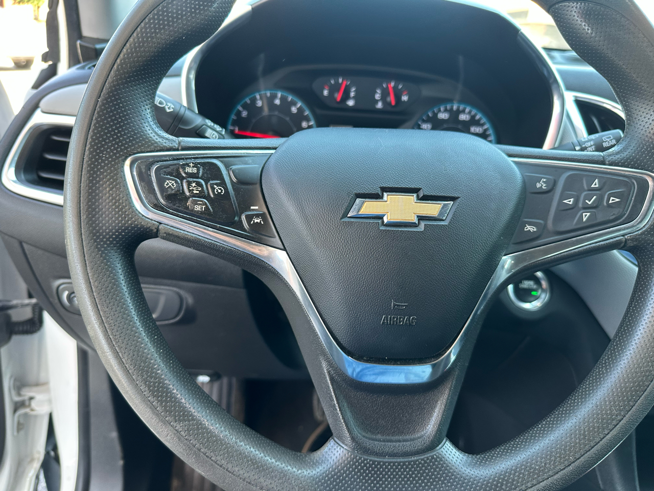 Chevrolet Equinox LS 1.5 AWD 2020 Chevrolet Equinox LS 1.5 AWD 2020