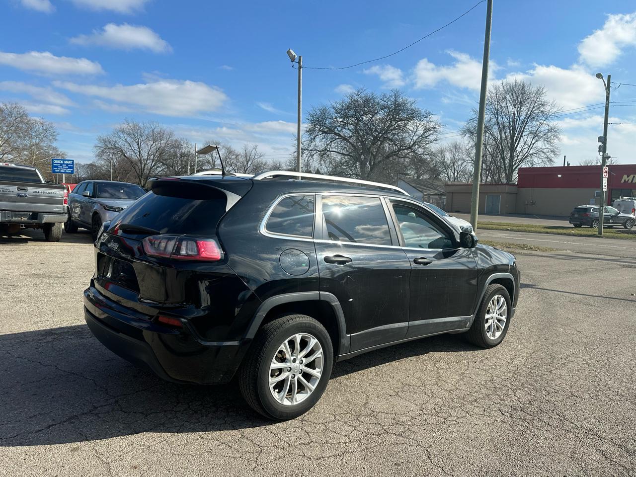 Jeep Cherokee Latitude FWD 2019