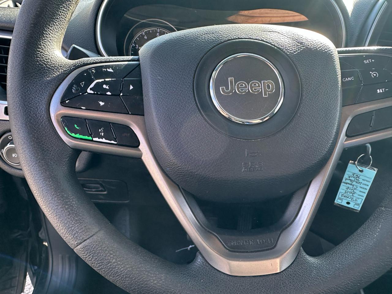 Jeep Cherokee Latitude FWD 2019