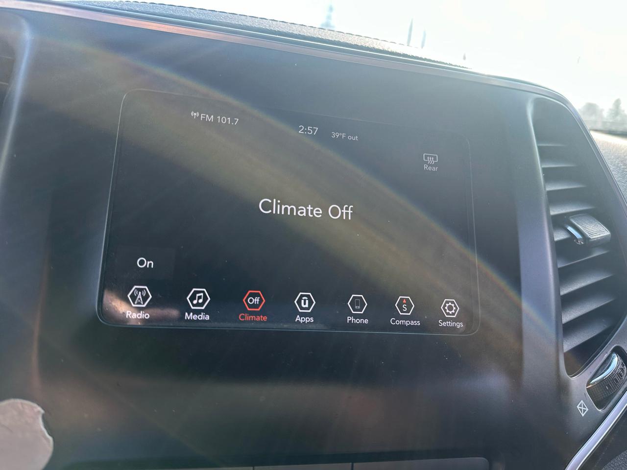 Jeep Cherokee Latitude FWD 2019