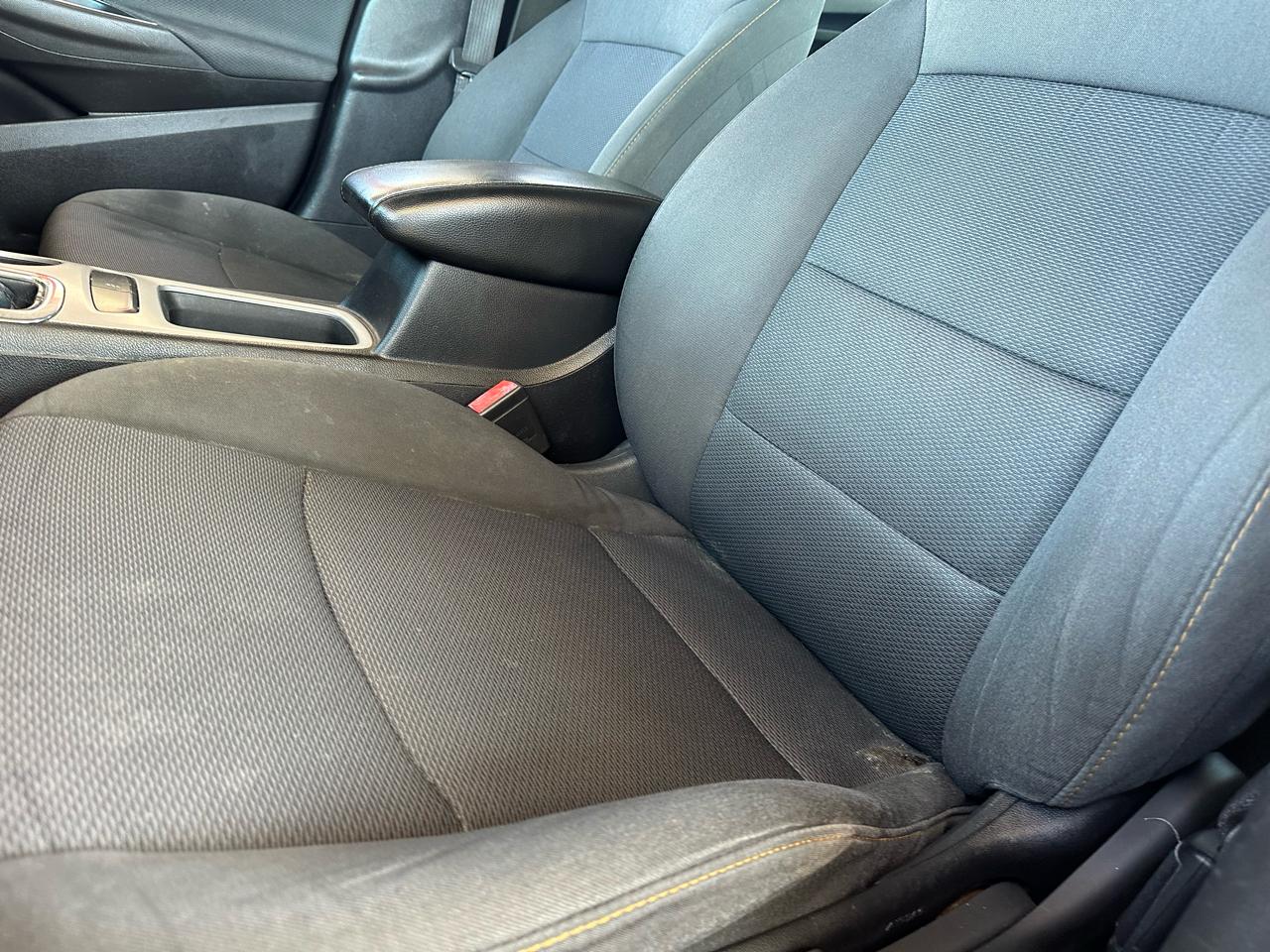 Chevrolet Cruze LS Auto 2017